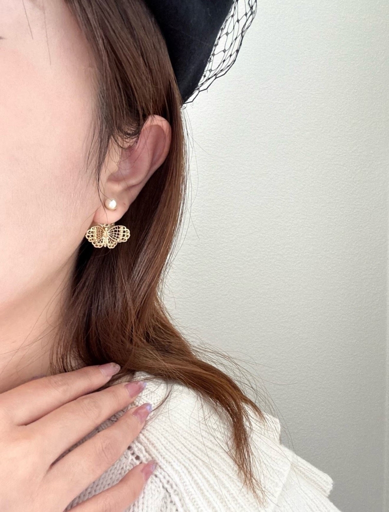 chr1st1an D10r necklaces